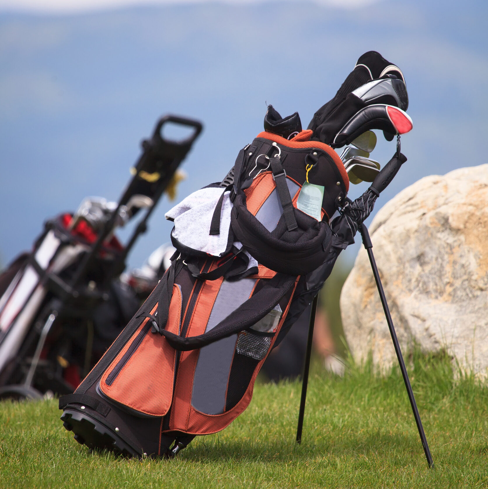 Stitch Golf Bag: A Comprehensive Review - GolfGlean